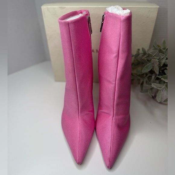 Good American Emma High Booties in Pink Size 10M Barbiecore Stiletto Preppy NIB - Picture 7 of 16